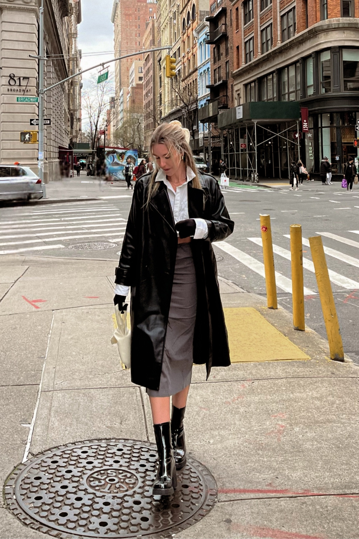 layered outfit, city outfit, maxi skirt, cargo skirt, platform boots, black boots, leather boots, boho bag, new york style, fall style, spring style, leather trench, trench coat, blouse, cropped top, cropped blouse, cropped button up, bow hairstyle

#LTKstyletip #LTKSeasonal #LTKU
