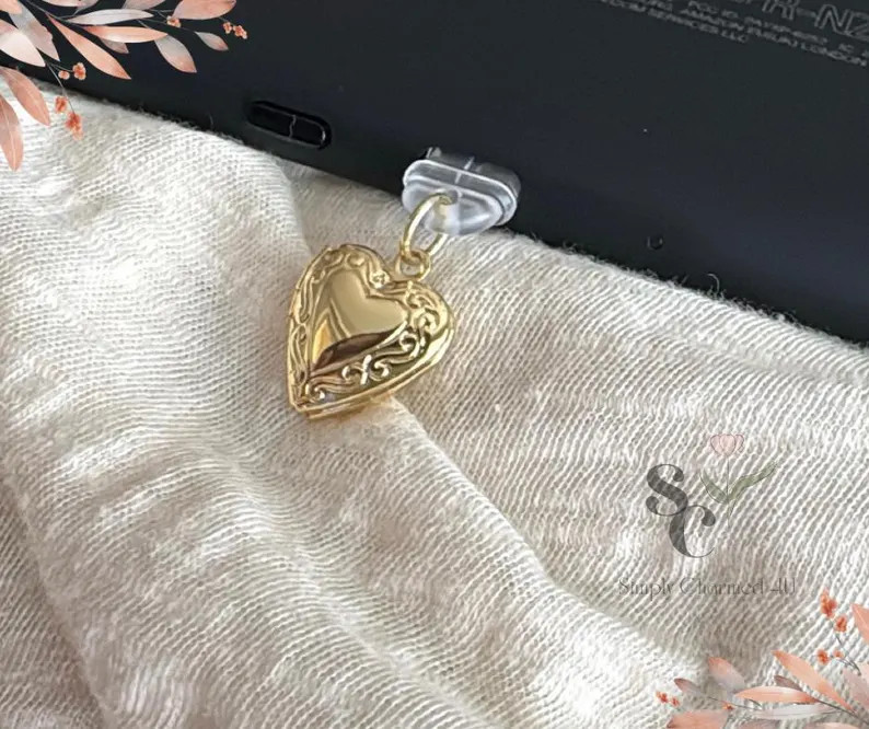 Heart Kindle and Phone Charm Dust Plug | Type-C & Micro USB | Bookish Gift | Etsy (US)