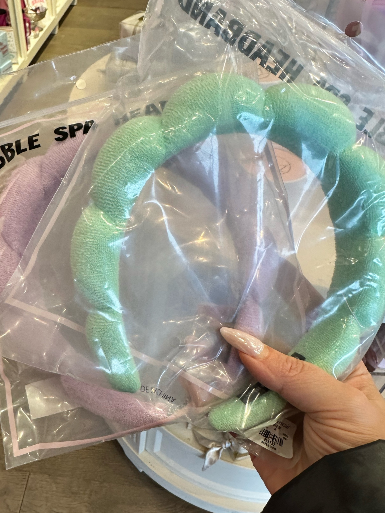 These bubble
Puffy headbands are everywhere now! Grab one for only $12 from
Francesca’s 

#LTKsalealert #LTKMostLoved