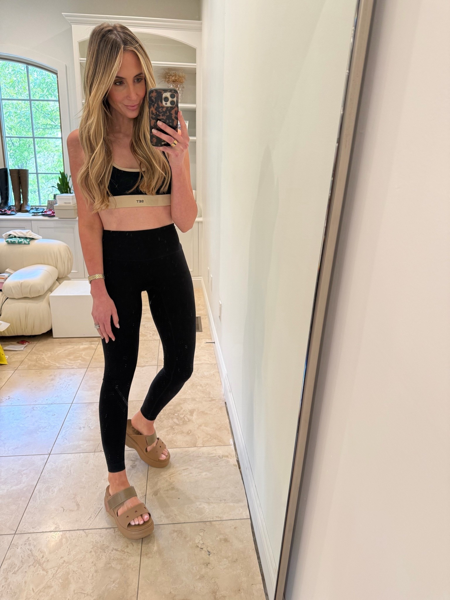 The most chic active set probably ever… 

SET active, workout set, matching set, women’s athleisure