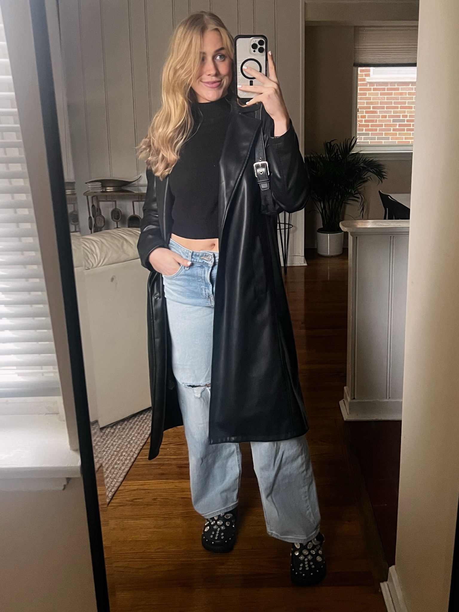 Winter errands outfit

Probably one of the last snowy outfits I’ll get till next winter 🥲

#LTKworkwear #LTKstyletip #LTKshoecrush