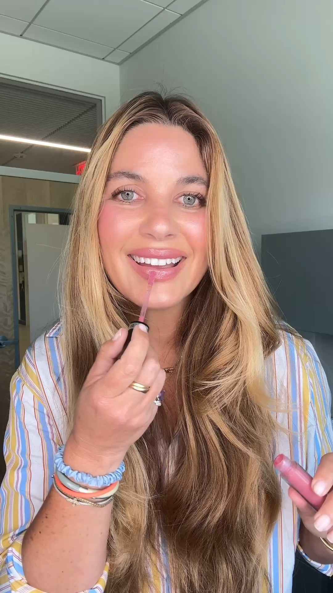 Apricot nudes on the face today. Lip is LMDB Gloss Supreme on Beauty Professor, lipliner is MUFE endless cacao, IT CC Cream in Medium Tan, Sweed Blush in golden medium, Kosas blush in butterfly, Armani
sheer glow #11, Académie Hair Sea Glass + T3 hot rollers in hair. Shirt is medium 

#LTKdayinmylife #LTKWorkwear #LTKBeauty