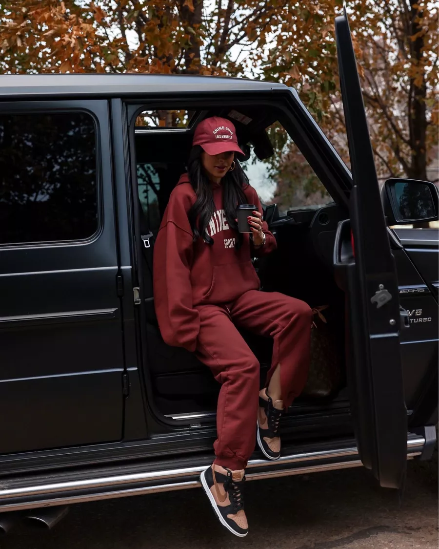 Jordan 1 Outfit Ideas: Fashion Inspiration for Styling Your Air Jordan 1 Sneakers - Magic of Clothes