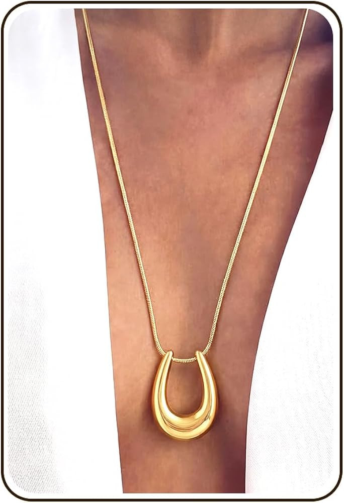 UBGICIG Chunky Horseshoe Pendant Necklaces for Women, Dainty U-Shaped Statement Necklace Non Tarn... | Amazon (US)