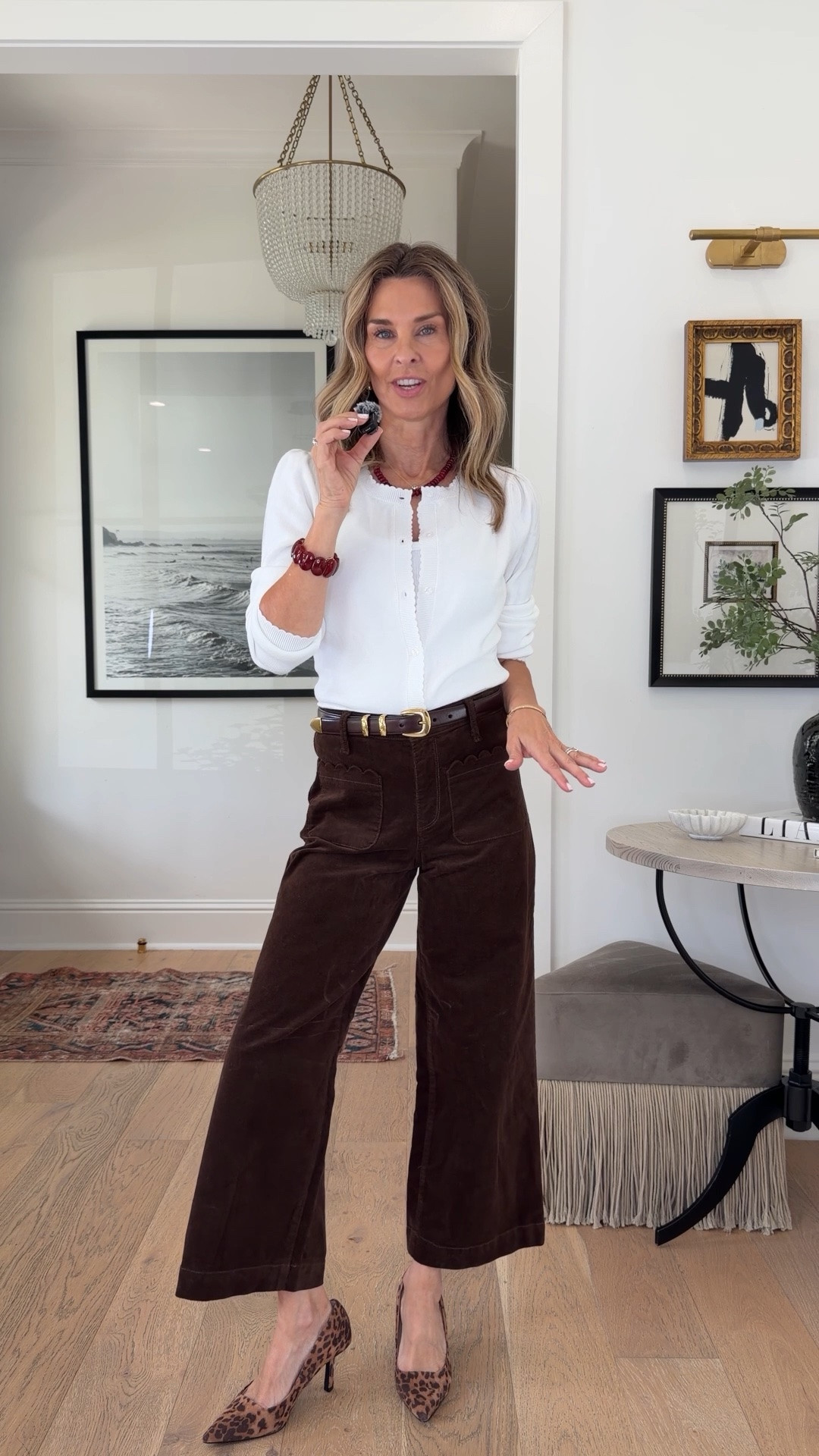 Belk Mocha edit! I’m 5’6’’
-white cardi size S
-mocha suede scalloped pant TTS
@Belk #BelkPartner

#LTKootd #LTKOver40 #LTKSeasonal