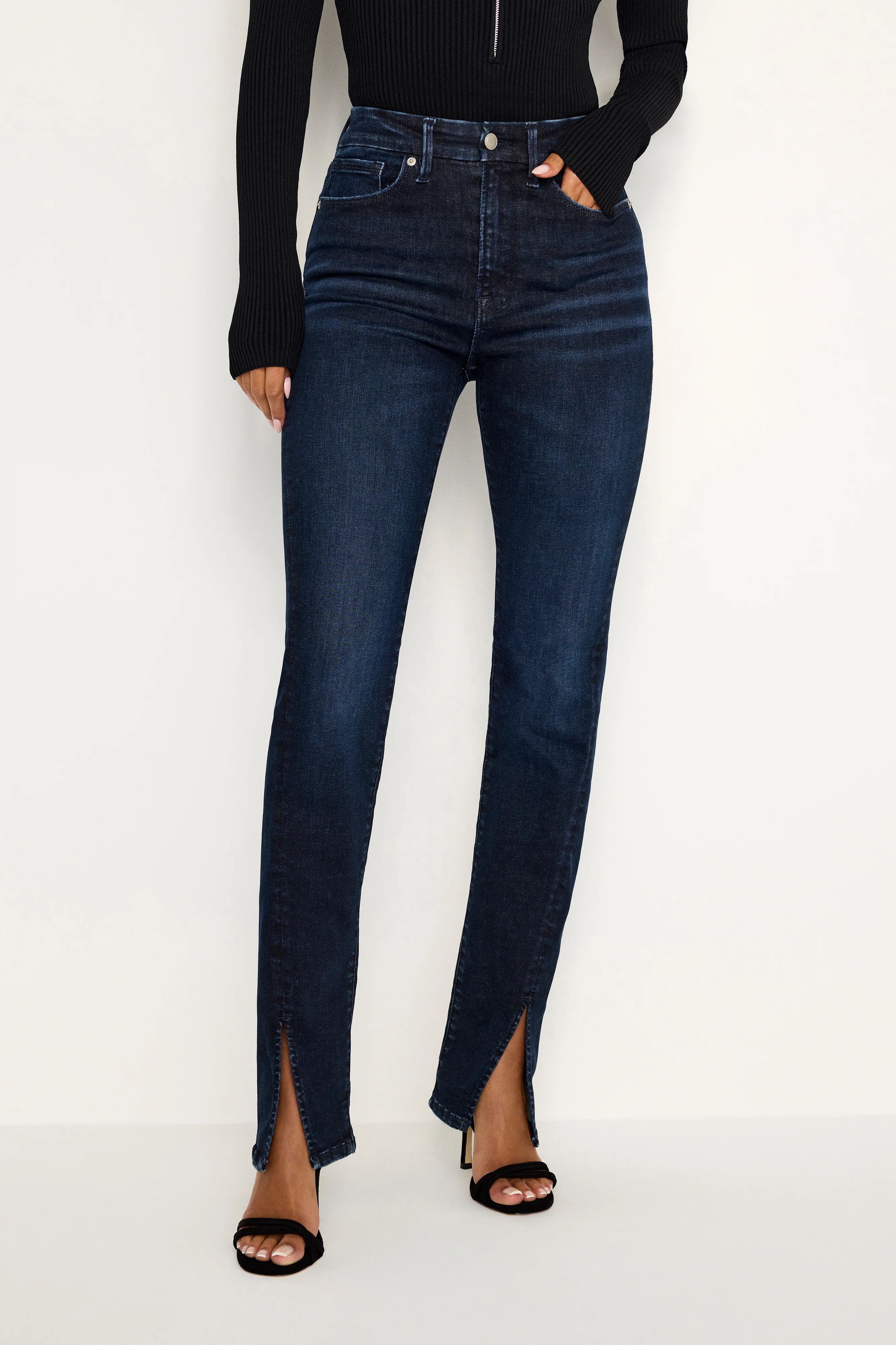 ALWAYS FITS GOOD CLASSIC SLIM STRAIGHT JEANS | Good American
