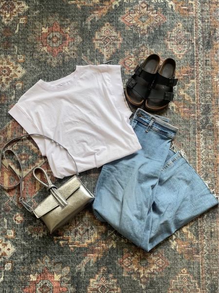 Spring Outfit Idea! Add a pop of fun to a simple outfit with a silver crossbody! 

#LTKitbag #LTKSeasonal #LTKfit
