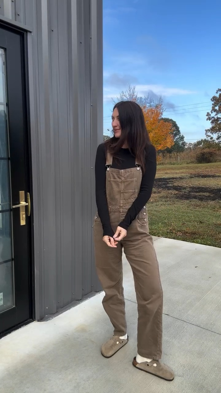 The wash I am wearing is called Lasso. I’ve tried to find this color in stock but I’m having zero luck. However, I I did find a very similar color from Levi’s 

I am wearing smalls 

Ok, I know so many people LOVE leggings, but have you ever tried a nice pair of overalls instead? They’re very easy to throw on, very comfortable, they hide any type of bloat, they’re not tight, or restricting either! 

This is what I threw on this morning. No makeup, hardly any time to get ready, so I grabbed these for a super comfortable outfit! 

Comment CHANGE and I’ll send over all the info. These ones may be sold out in this color, but I’ll search out similar ones for you! 

Easy outfits 
Relatable outfits 
Relatable style

#LTKSeasonal #LTKStyleTip #LTKSaleAlert