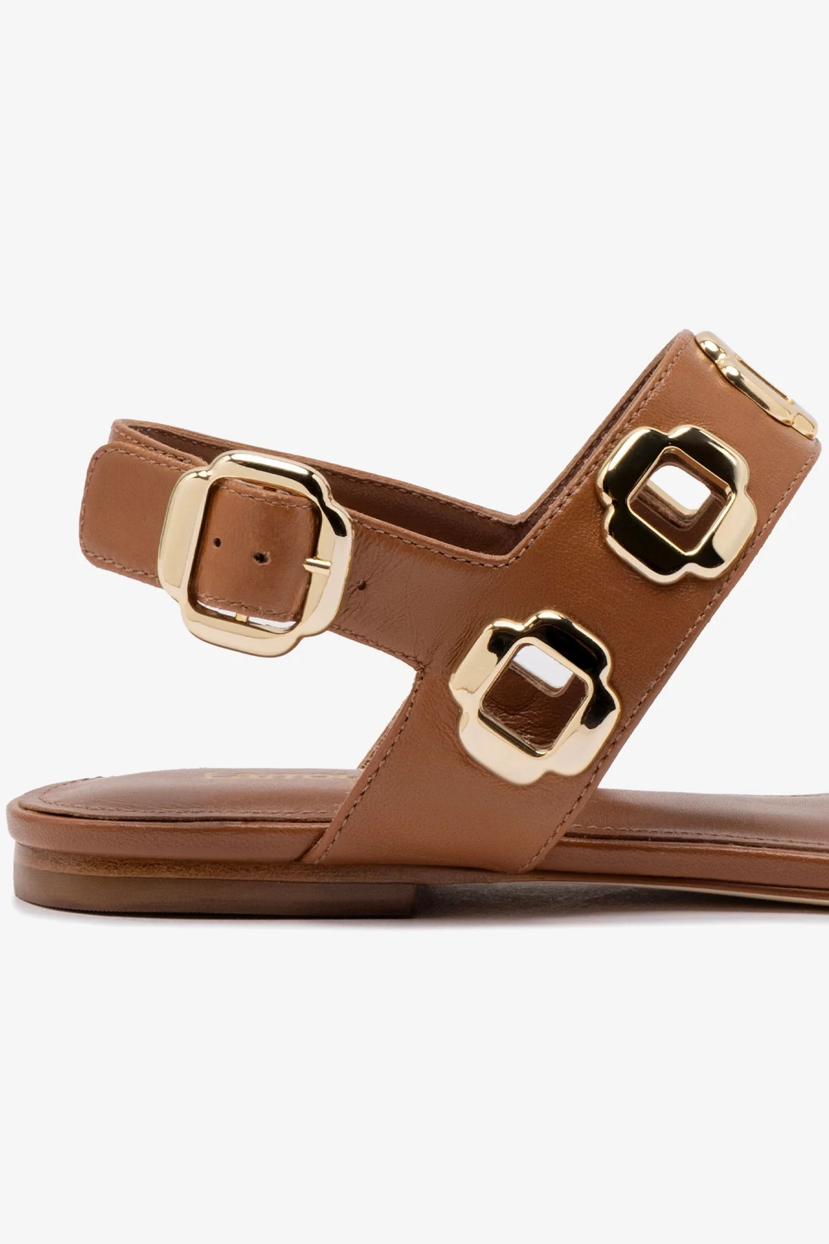 Milan Flat Sandal In Caramel Leather | Larroude