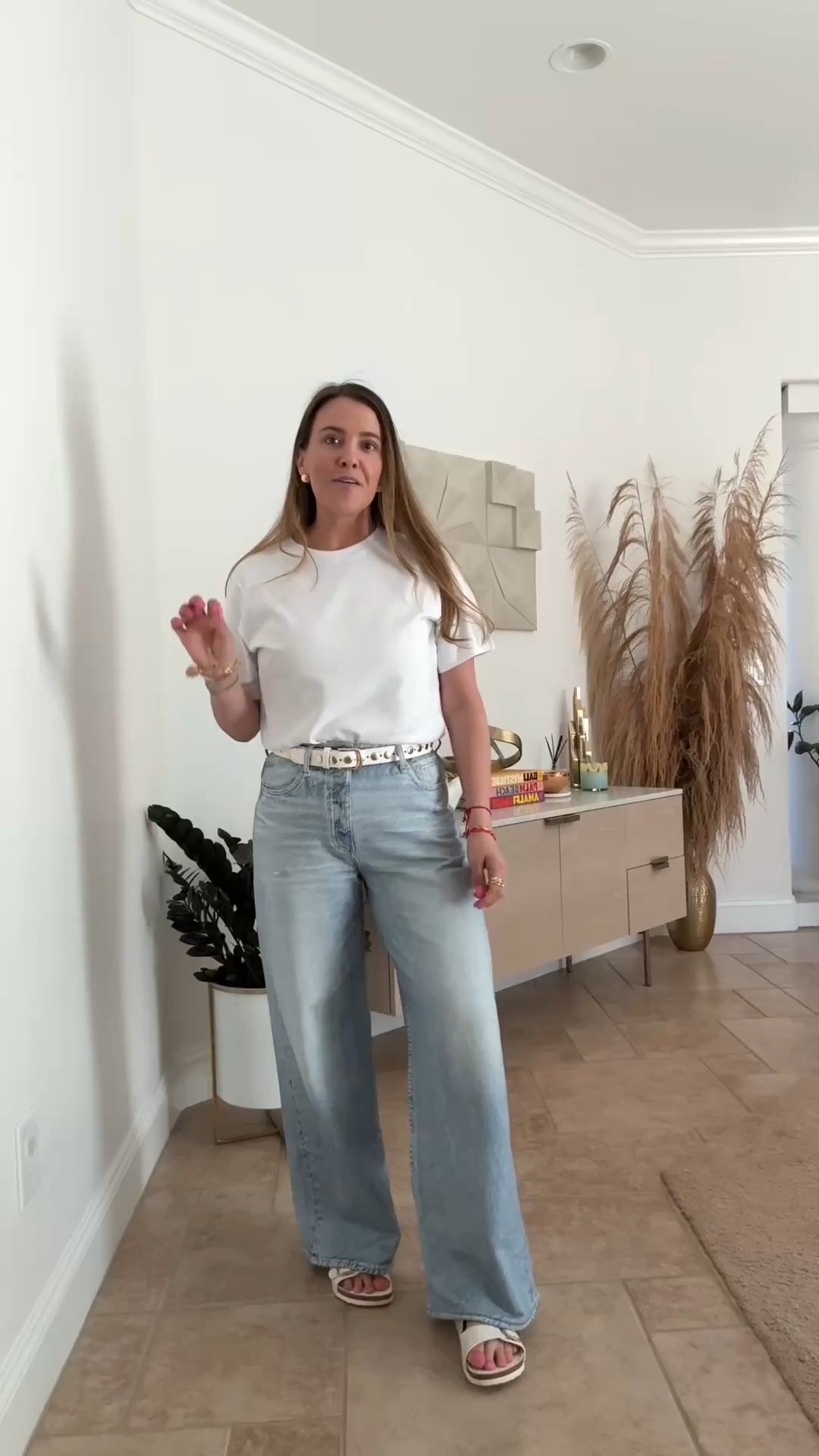 The comfiest pair of “jeans” you’ll ever own!! 

spring denim, women’s fashion, terry cloth, rag & bone, wide leg jeans