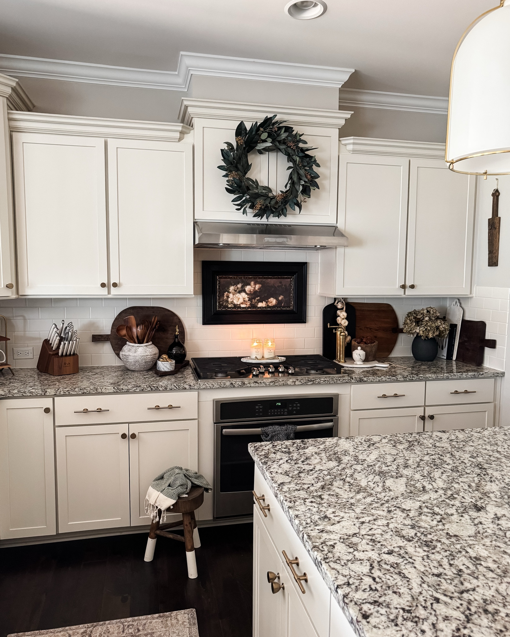 My spring kitchen🌸

Green glass olive oil bottle, gold dispenser spouts, marble bowl, wood utensils, vintage cutting board, string of faux garlic, brass salt & pepper mills, marble bowl with lid, black serving board, vintage bowl, gold figs, round marble board, wood pedestal, green wreath, dipped leg stool, island pendants, moody hydrangeas, champagne bronze hardware



#LTKSeasonal #LTKHome #LTKstorytime