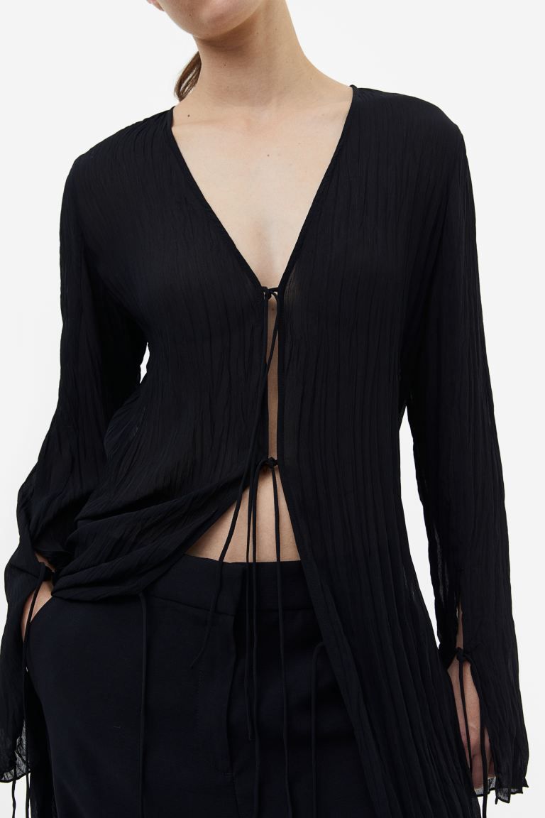 Pleated tie-front dress | H&M (UK, MY, IN, SG, PH, TW, HK)