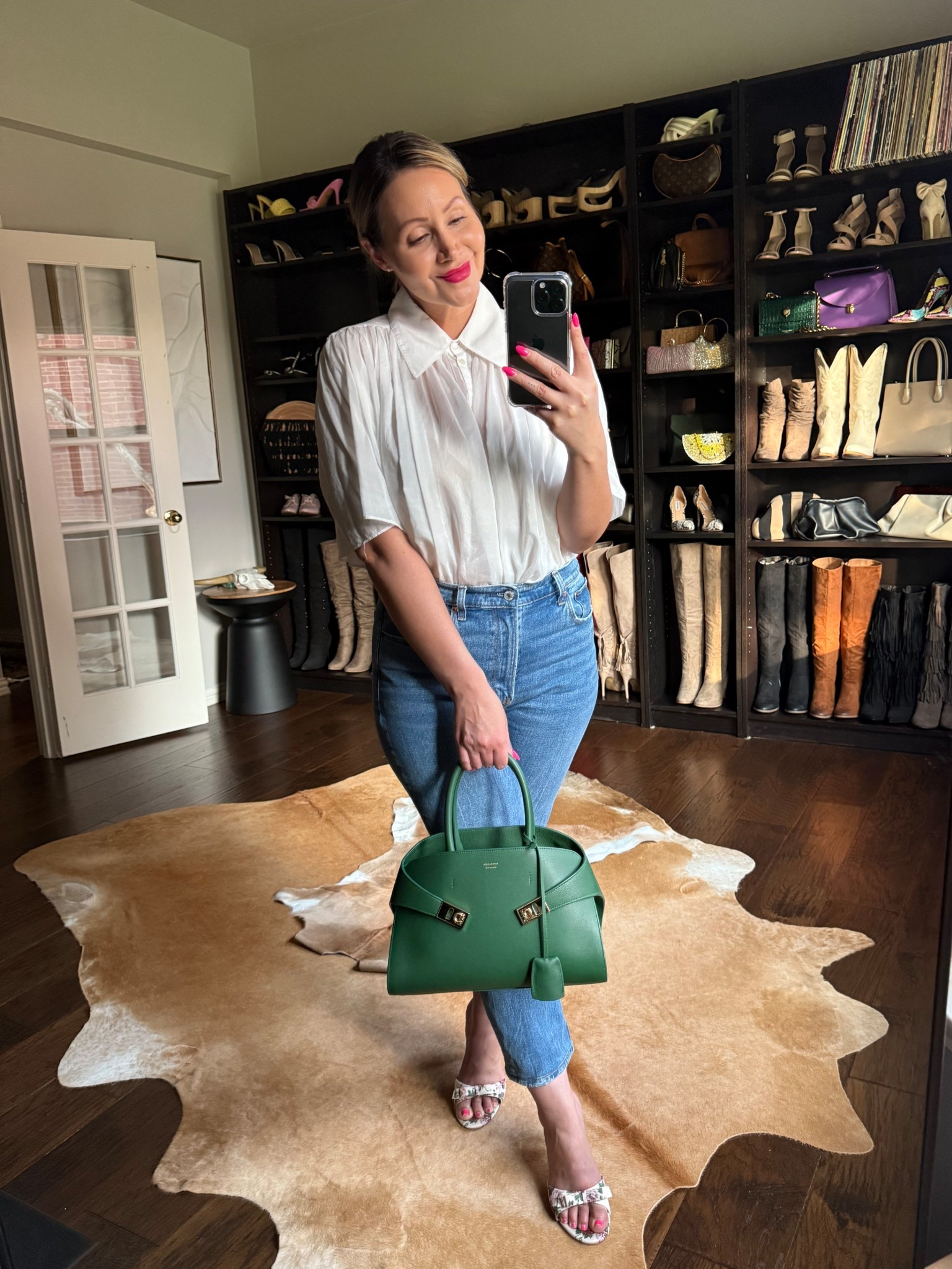 Casual wear
Jeans: wearing size 8

#LTKItBag #LTKSeasonal #LTKMidsize