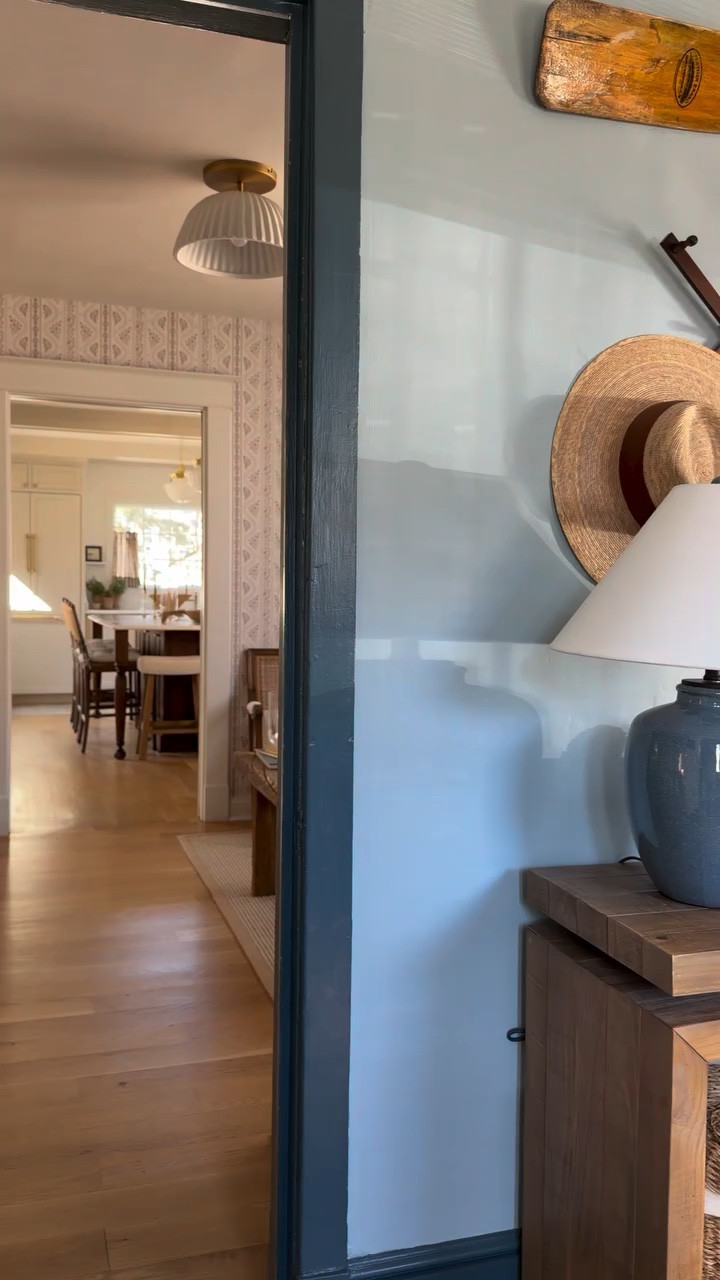 Grateful for an immediate sense of warmth as soon as you step inside 🤍 I invite you to think about how you want others to feel, and the functions that need to be put in place to do so. Then, layer your story on top of it all. If anything you see here inspires your home, comment SHOP for links ✨ 

#classichomedecor #traditionalhome #modernheritage #moderntraditional #coastalcottage