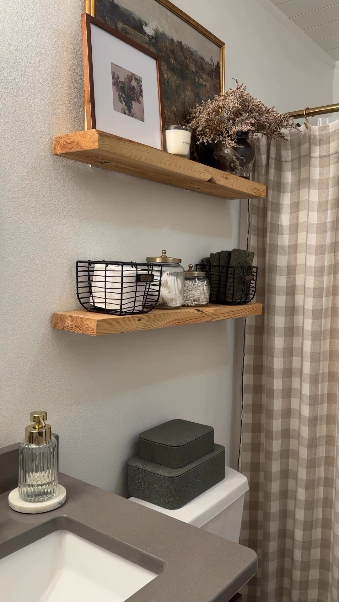 Bathroom shelf styling ! 



#LTKHome #LTKSeasonal