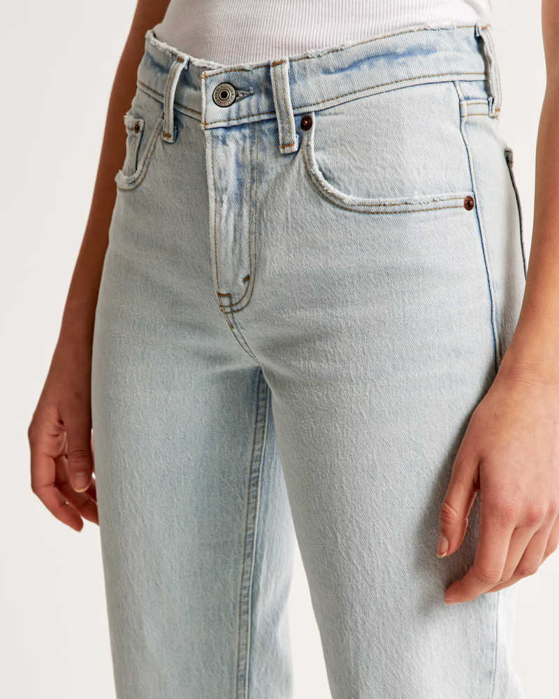 Mid Rise 90s Straight Jean | Abercrombie & Fitch (US)