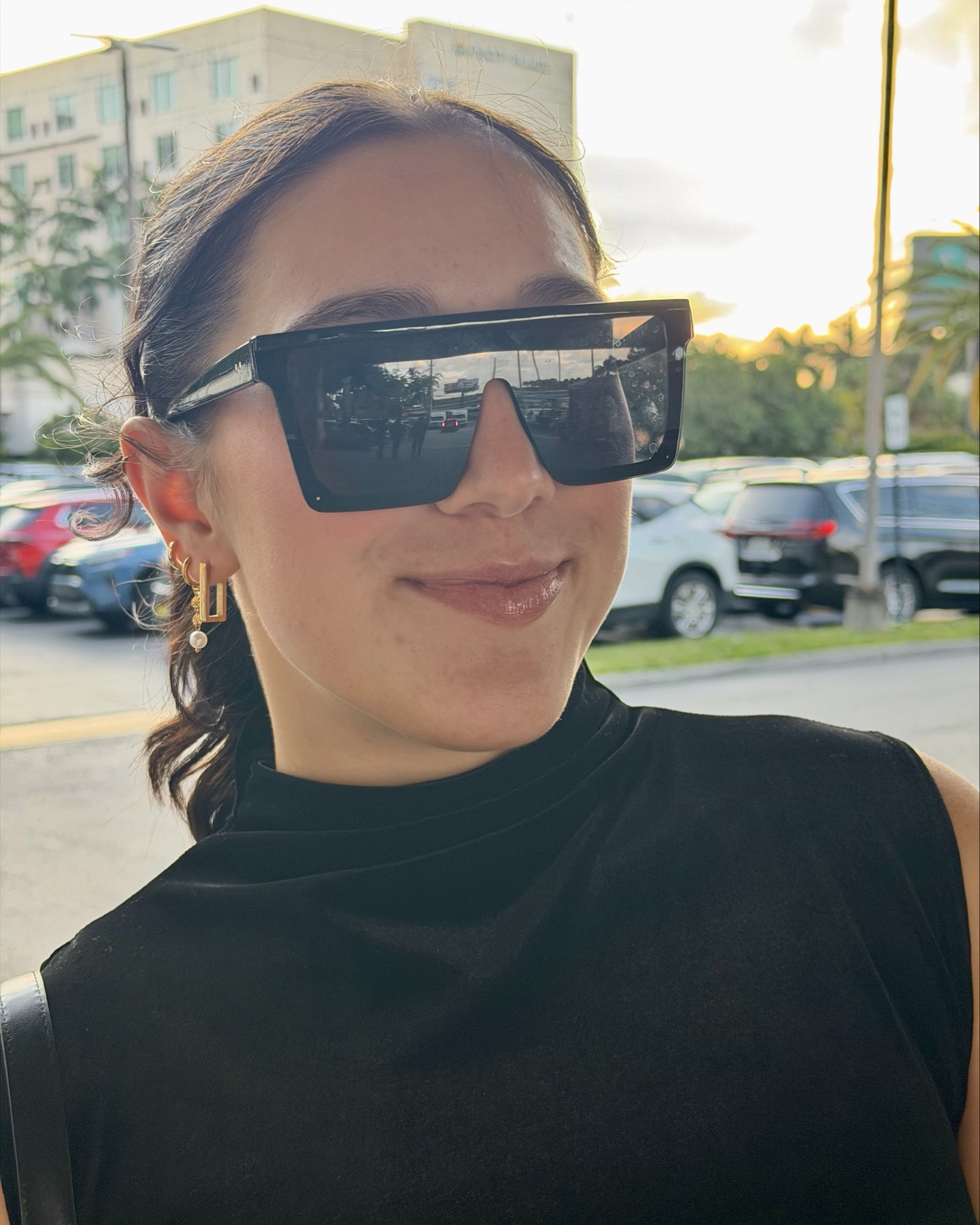 Sunglasses 

Chic sunnies without the designer price 😎✨
These oversized sunglasses are under $15 and look SO good with everything. Lightweight, comfortable, and an easy everyday accessory you’ll reach for nonstop.

sunglasses under $15, affordable sunglasses, budget fashion, oversized sunglasses, black sunglasses, designer dupe sunglasses, everyday accessories, travel accessories, summer style, Amazon fashion finds, chic sunglasses, vacation sunglasses, 


#Under15Find #AffordableStyle #BudgetFinds #SunglassesStyle
#EverydayAccessories #DesignerLookLess #FashionFinds
#LTKUnder50 #LTKFinds #SummerAccessories #ChicOnABudget#LTKFindsUnder50

#LTKTravel #LTKBeauty #LTKU