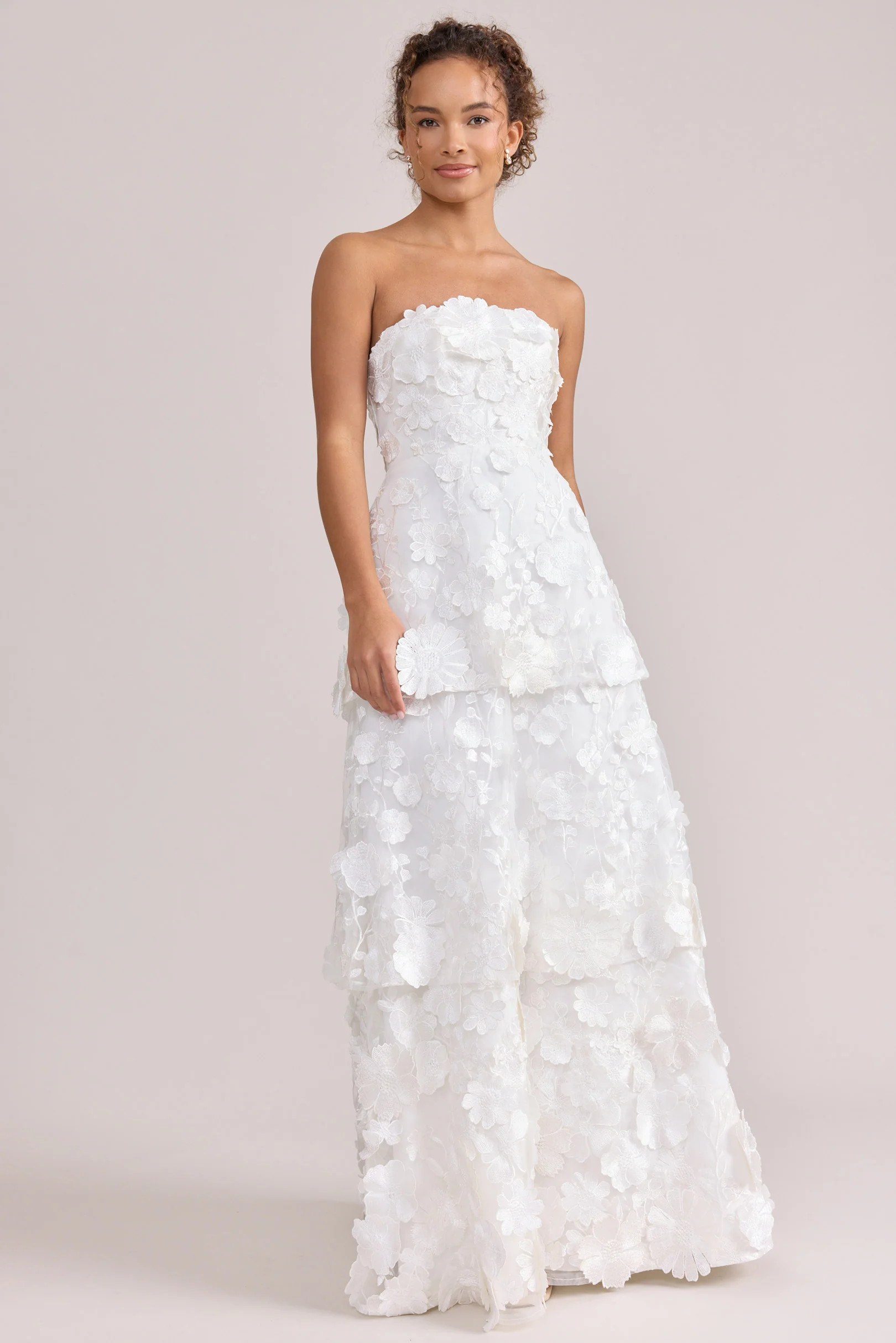 Flora Appliqué Dress White | Revelry