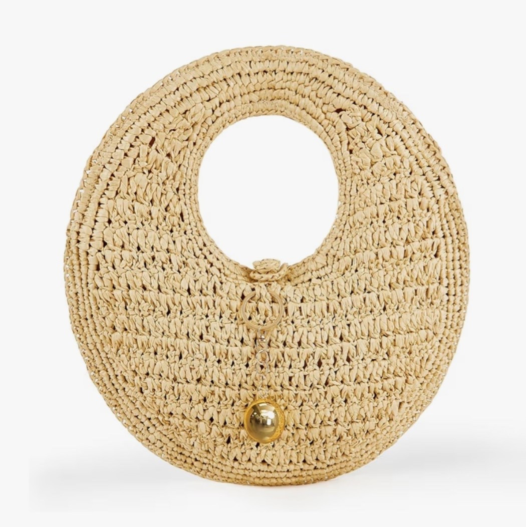 Cutest beach bag for summer!