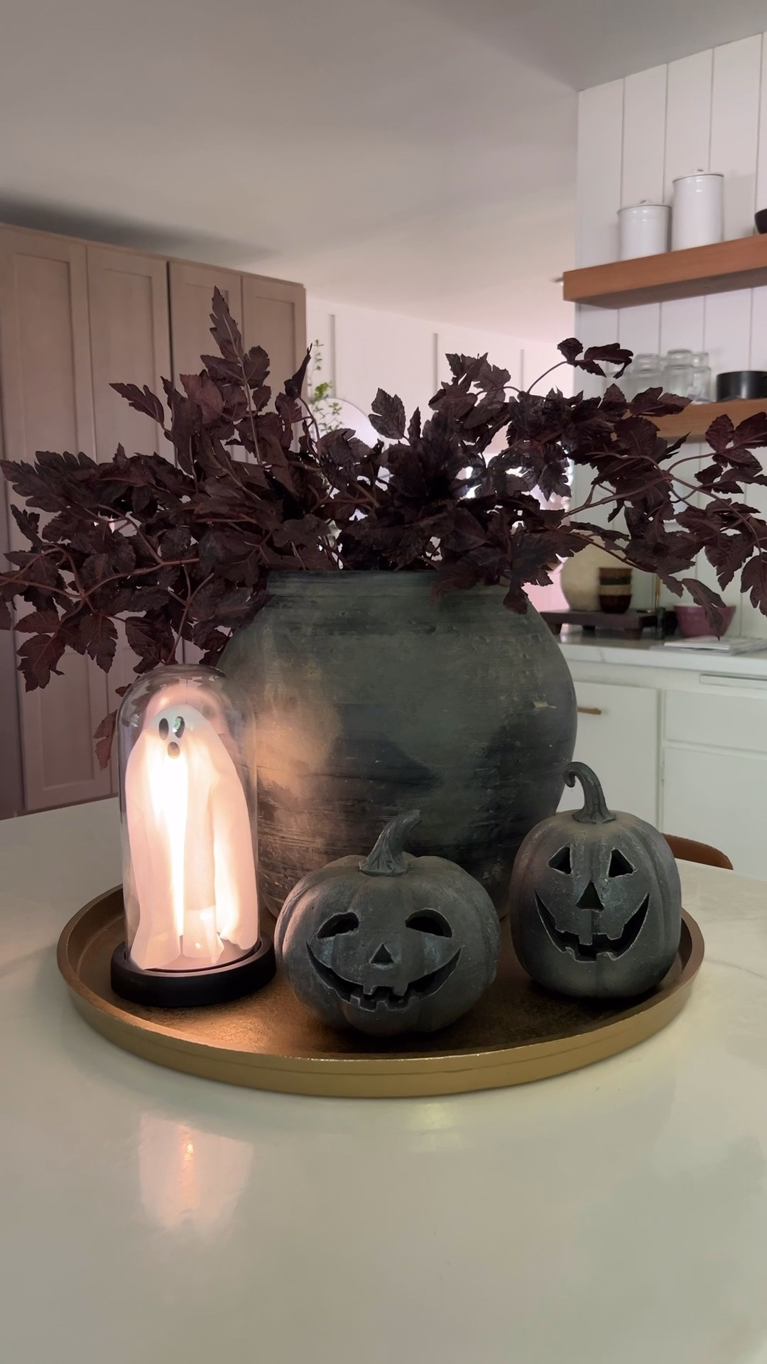 Halloween centerpiece idea

#LTKHome #LTKSeasonal