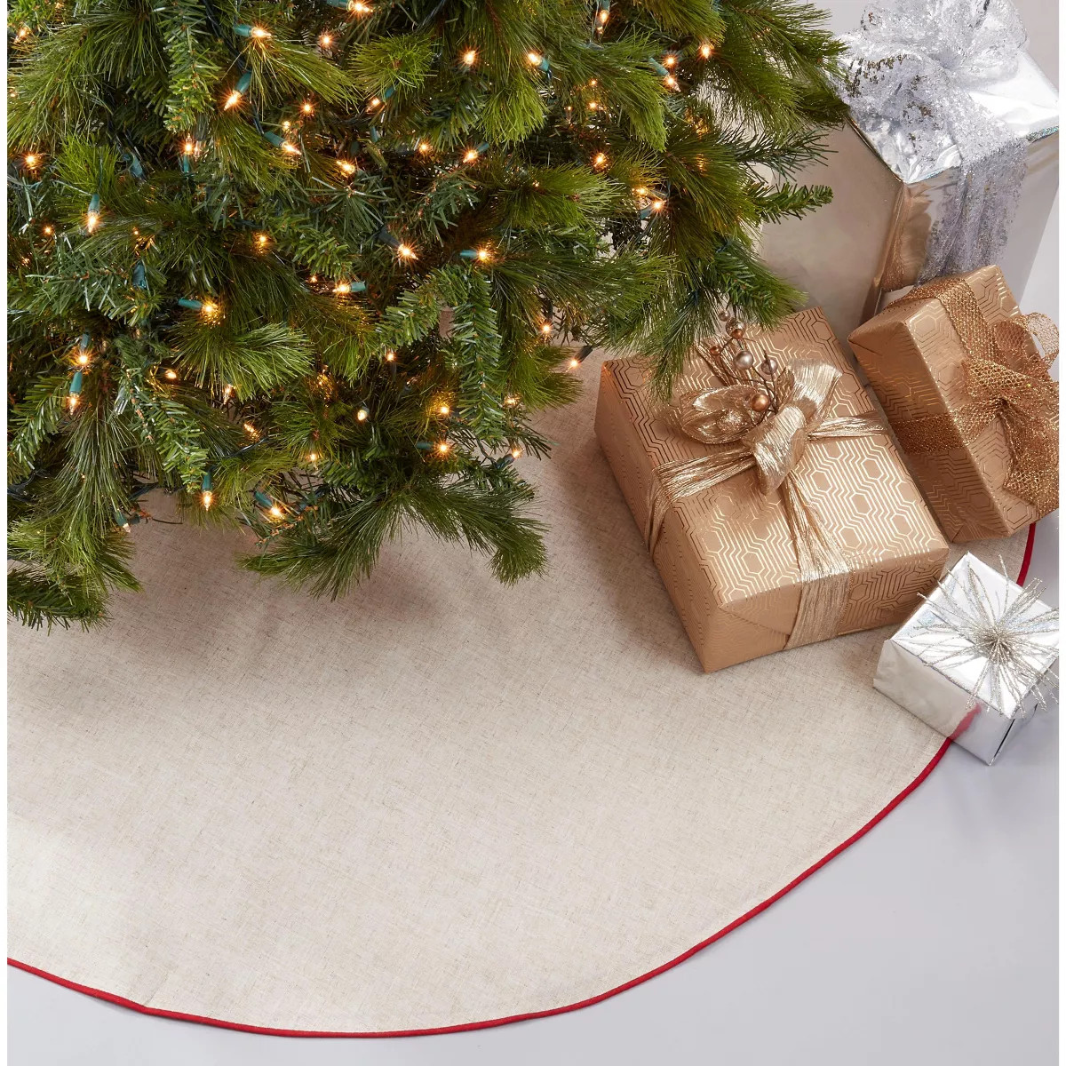 Saro Lifestyle Linen Blend Holiday Christmas Tree Skirt | Target