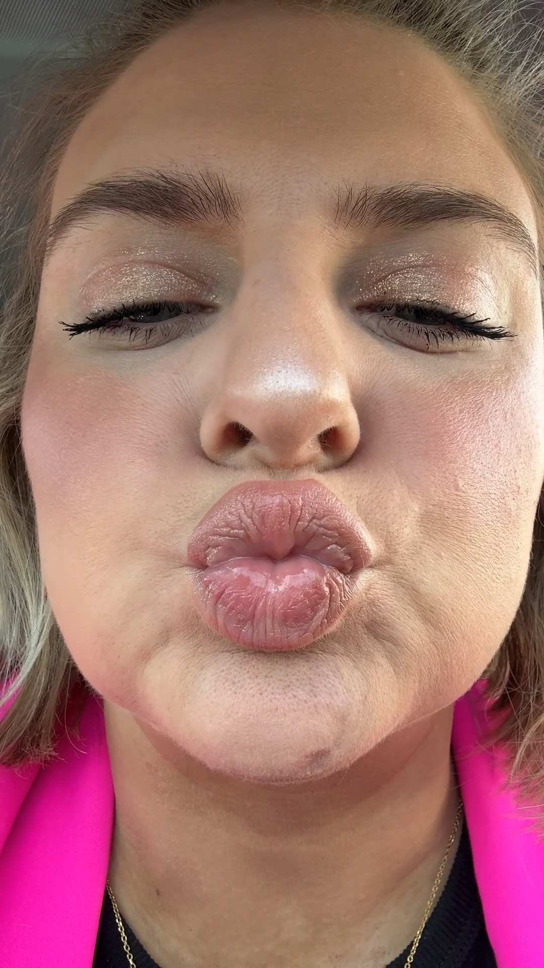 Lippy of the Day with Rhode💋
Liner in Twist
Gloss in Sugar Cookie

#LTKgrwm #LTKmorningroutine #LTKBeauty