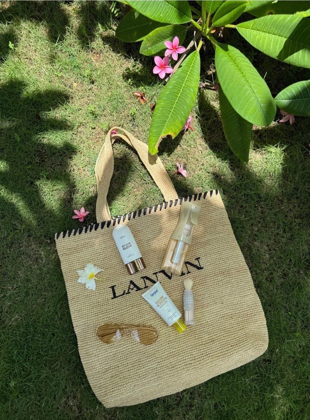 Beach bag beauty lineup 🌸✨

#LTKBeauty #LTKselfcare #LTKdayinmylife