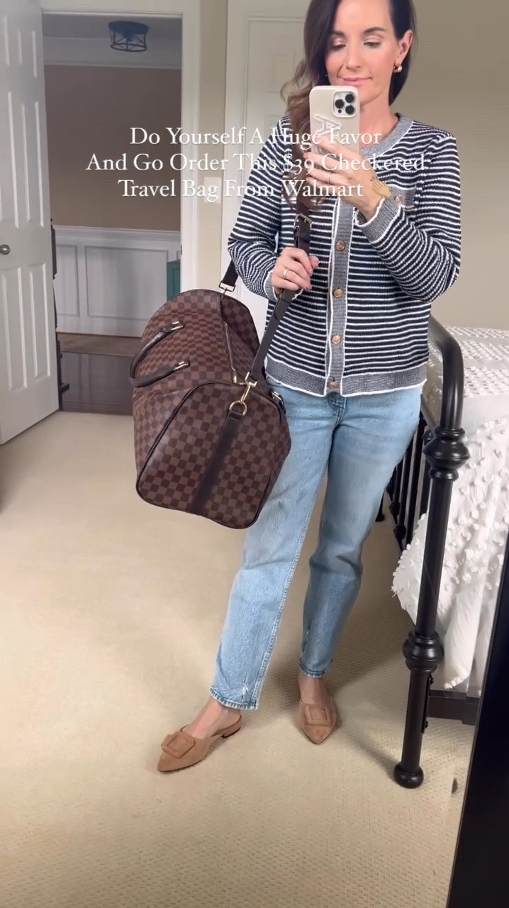 $39 checkered travel bag from Walmart 👏🏼 The quality is amazing and it’s the perfect bag for travel, sports, the gym or as a carryon. This bag is a must have! 

#travel #bag #carryon #walmart #traveling #bags #weekender #sportsbag #carryonbag #travelstyle #walmartfinds #momlife #affordablefashion #baglover #weekendgetaway #styleinspo 

#LTKStyleTip #LTKFindsUnder50 #LTKTravel