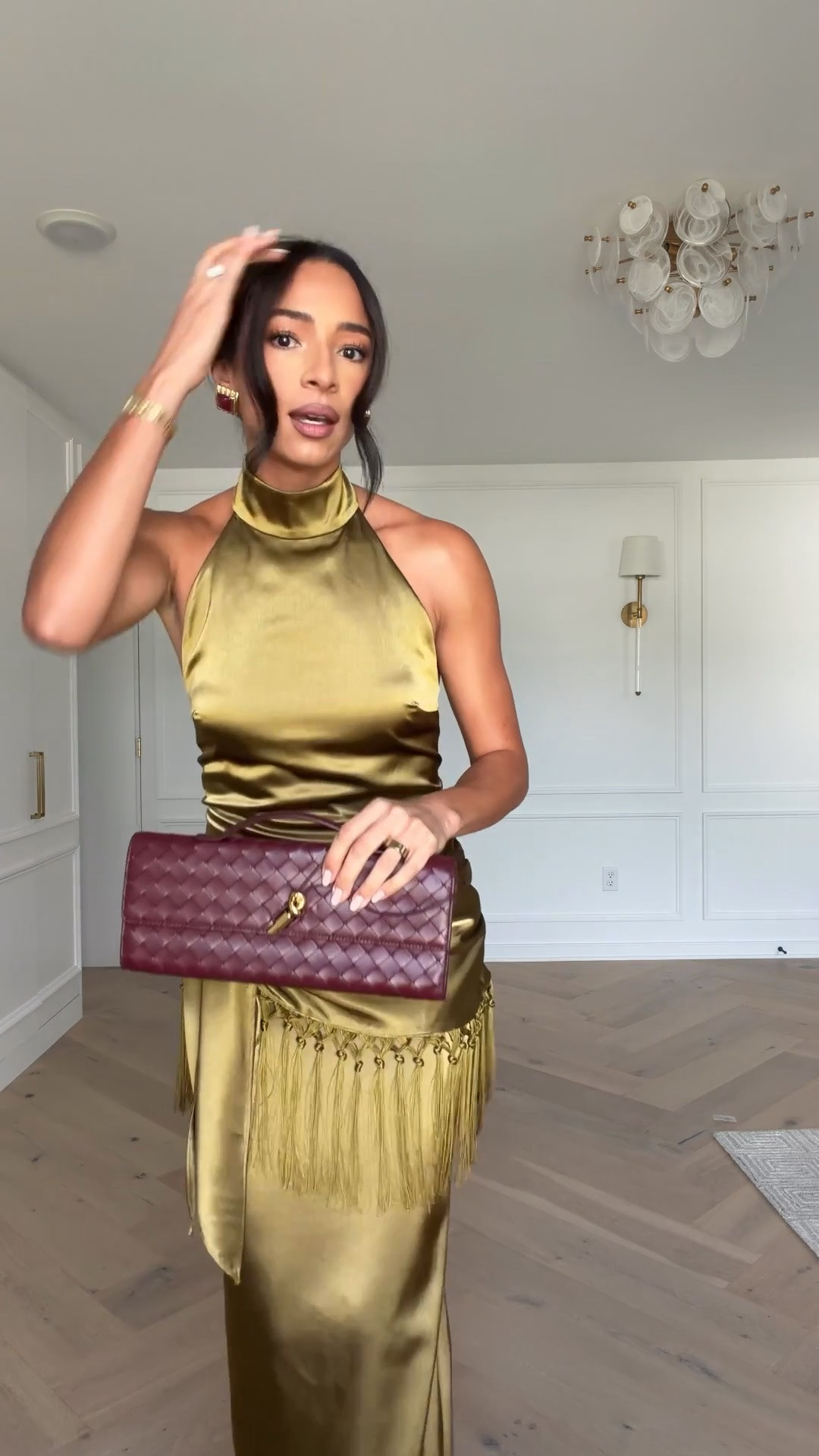 wearing a size Small and I’m 5’8”! If you want a unique dress for a fall wedding or event… this is the one!! It’s so unique and the fringe scarf is super flattering. Love the green and burgundy color combo with accessories!


wedding guest dress, fall wedding, black tie, fall gown

#LTKgrwm #LTKootd #LTKWedding