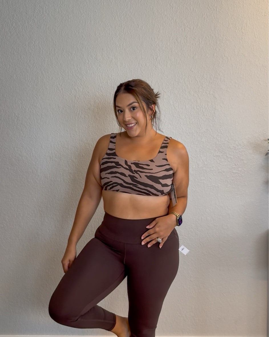 Old navy never disappoints! Perfect for fall 🤎

#LTKootd #LTKMidsize #LTKActive