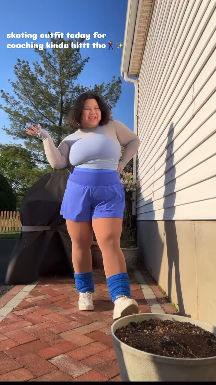 leg warmer socks thundathighs

#LTKActive #LTKMidsize #LTKPlusSize