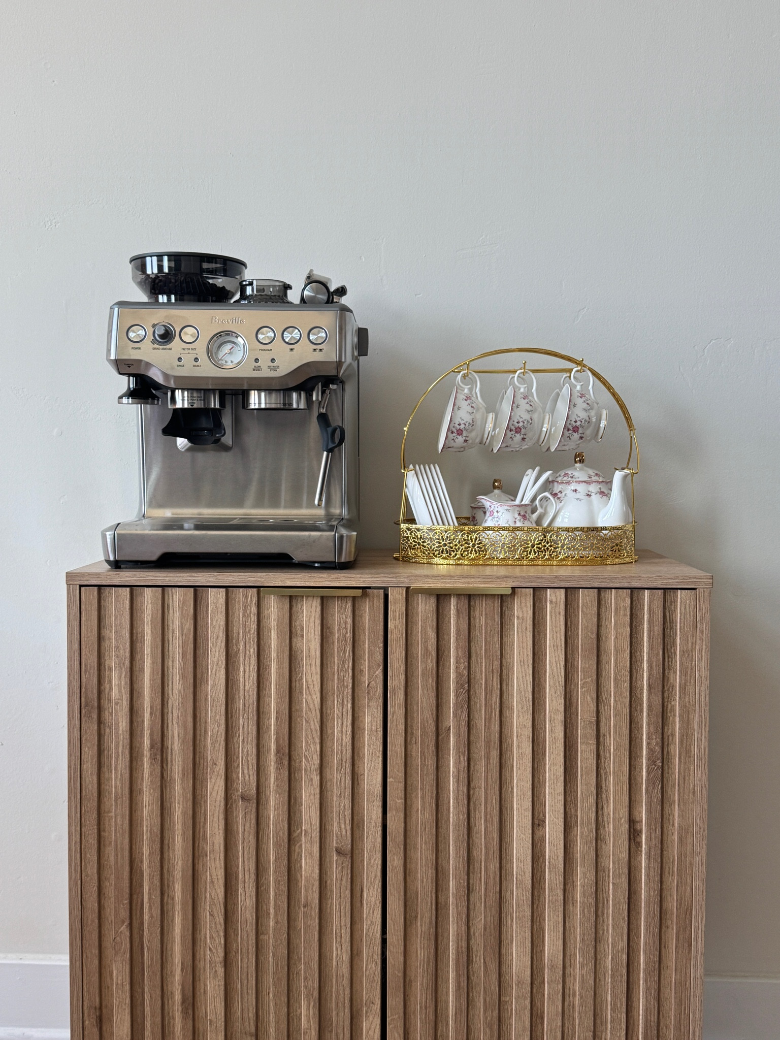 At home Breville coffee bar ☕️🌷

#LTKHome #LTKGiftGuide #LTKSaleAlert