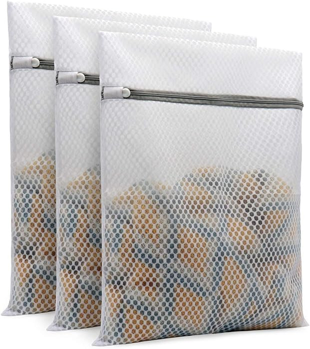 Muchfun 3Pcs Durable Honeycomb Mesh Laundry Bags for Delicates 12 x 16 Inches (3 Medium) | Amazon (US)