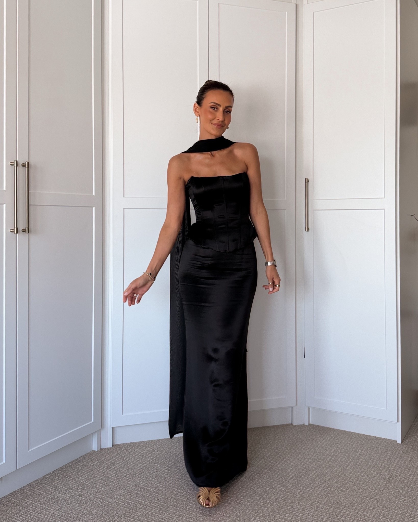 This dress is STUNNING and so flattering for a black tie wedding, gala, or cocktail party!🖤 get it while it’s on sale with code KARINA20

#LTKWedding #LTKSeasonal #LTKOver40