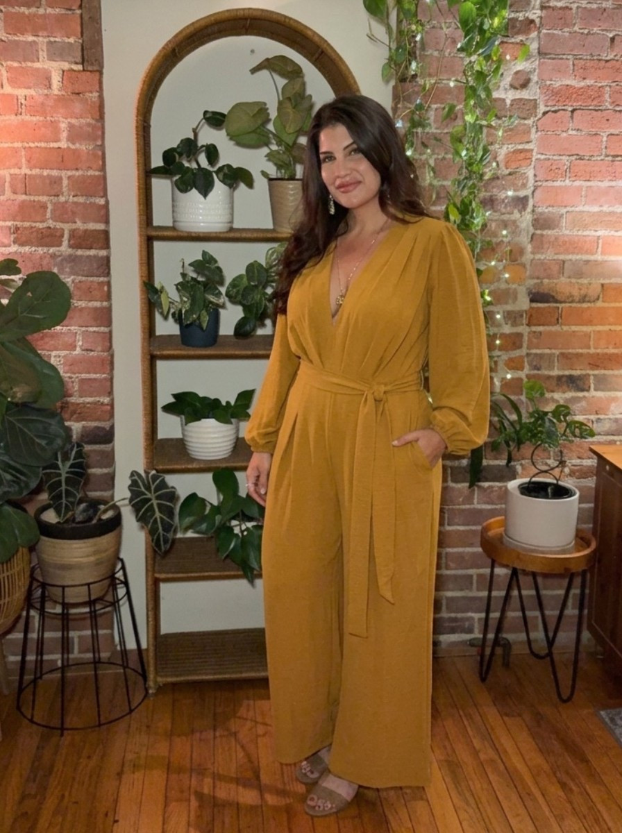 44, 5’3”, 180 lbs, size L 

#romper #onepiece # midsizemom #fashionover40

#LTKootd #LTKOver40 #LTKMidsize