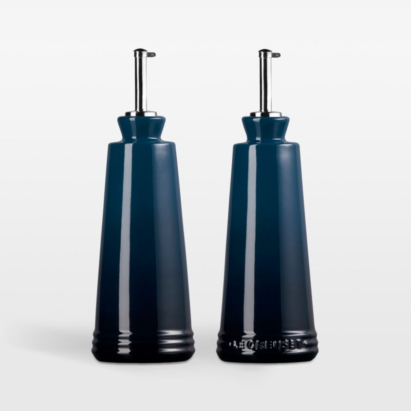 Le Creuset Nuit Oil & Vinegar Cruet, Set of 2 + Reviews | Crate & Barrel | Crate & Barrel