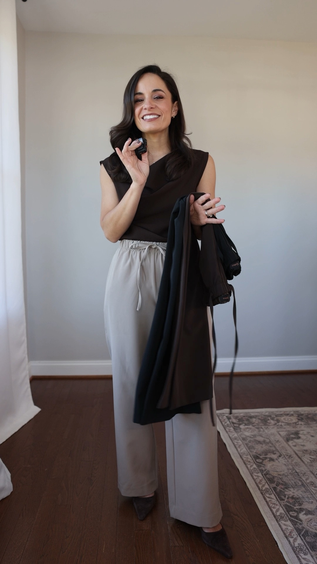 @Quince just released a new pair of crepe pants and they have an excellent petite fit! #quincepartner 

They have a 28” inseam, and a comfortable stretch drawstring waist. They come in a few different neutral colors so are easy to dress up and down. 

Stretch Crepe Drawstring Wide Leg: xs 
Draped Matte Cowl Neck Tank: xs 
Merino Wool Raglan Crewneck Cardigan: xs 
Comfort Stretch Trench Coat: xs in Dark Khaki 
Denim Jacket: xs 
Cotton Jersey Long Sleeve: xs 
Italian Leather Sneakers: size up ½ size