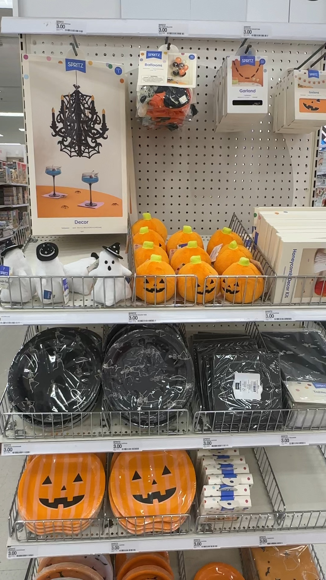 Anyone else ready to bring out bones and pumpkins? 

#LTKKids #LTKParties #LTKFindsUnder50