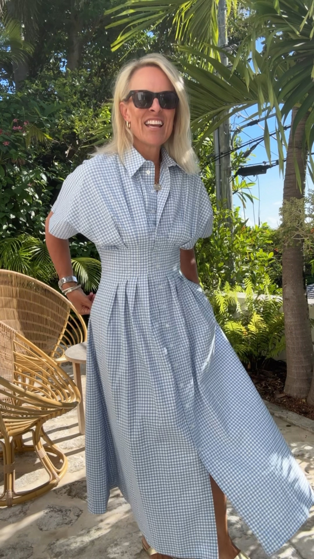 The ever popular anthropology dress now comes in this blue gingham!

Wearing small

This dress is flattering on every single person I have ever seen it on, it is a cotton pop and has pockets. The buttons do function. I love how it cinched in at the waist super super flattering. 


@anthropologie #ANTHROpartner 


#LTKStyleTip #LTKOver40 #LTKFamily