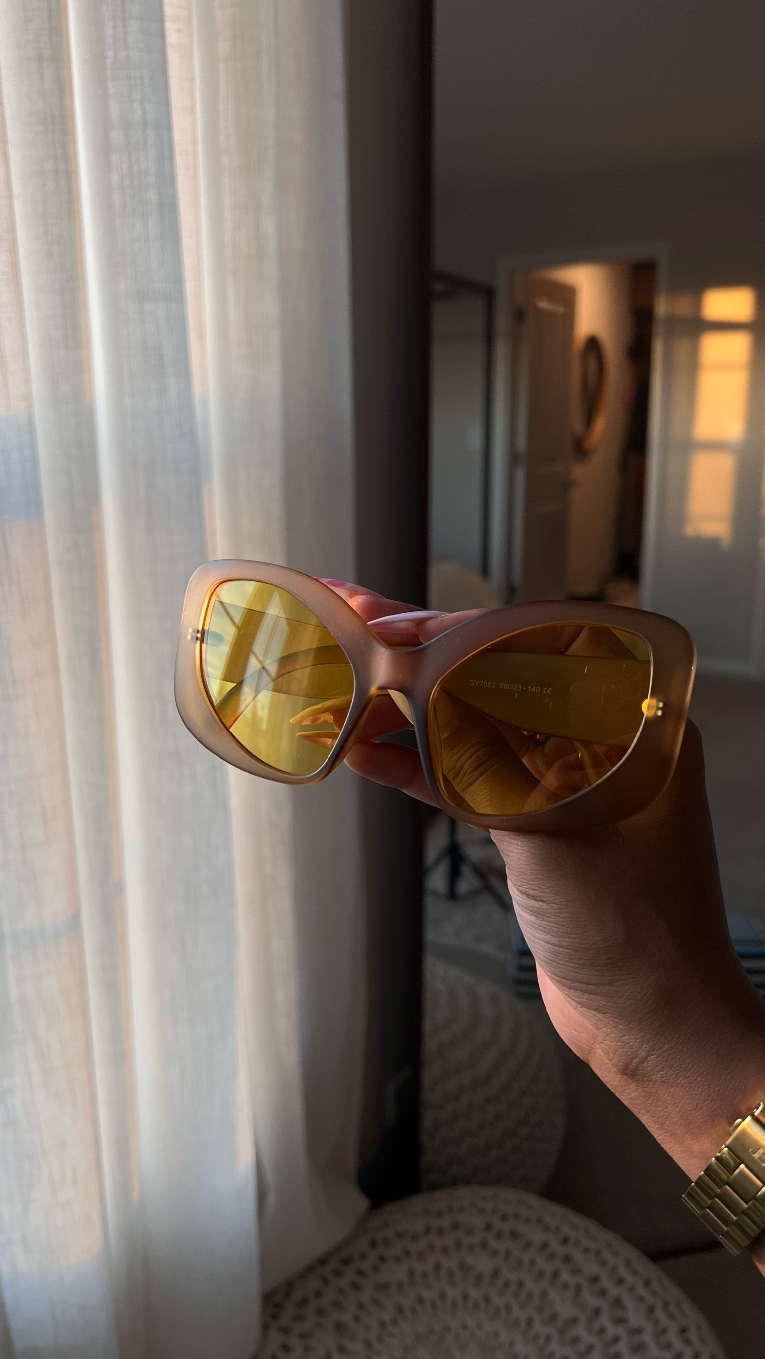 Oversized chic sunglasses #sunglasses

#LTKfindsunder50 #LTKSpringSale #LTKstyletip