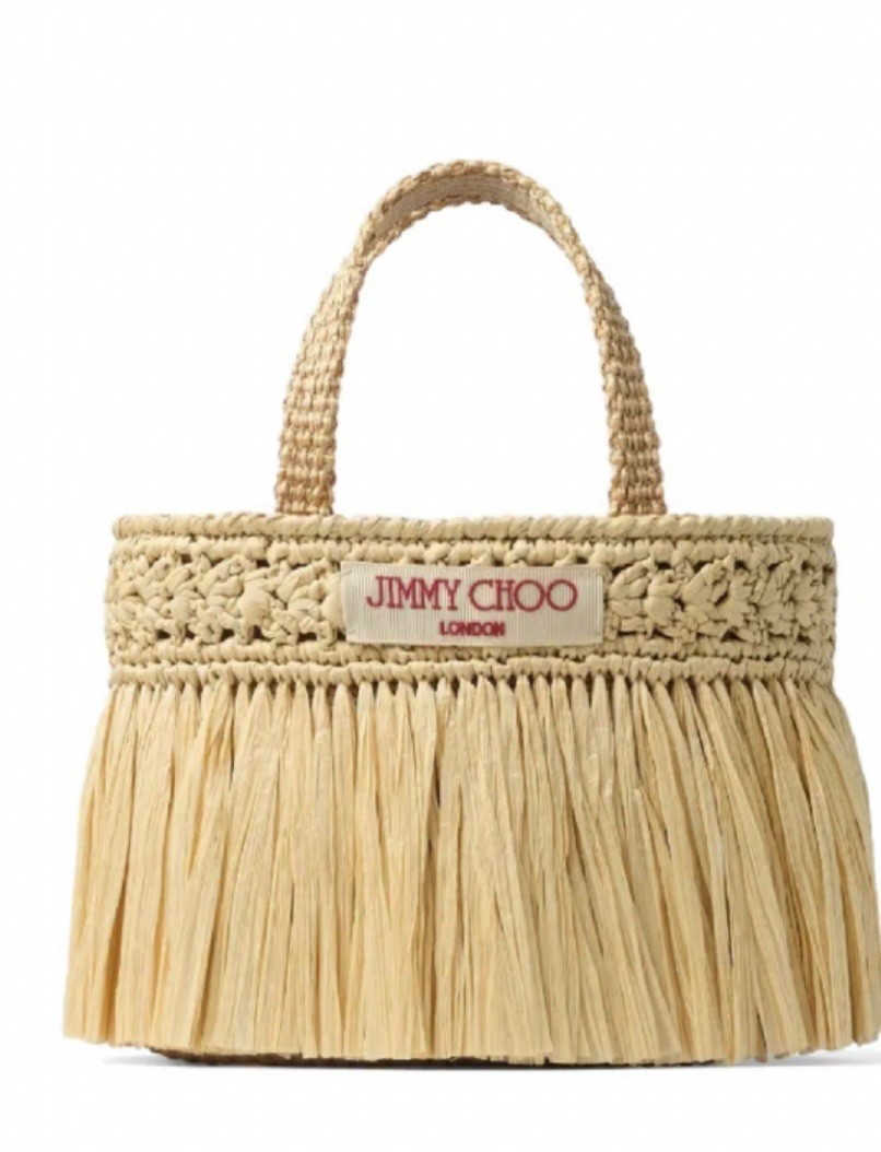 This is one of my favorite bags this season. I can’t stop looking at it. I’ve become obsessed and will have to get it. It’s on the top of my list for Nantucket Basket bags, and I’ve linked to many others as well.