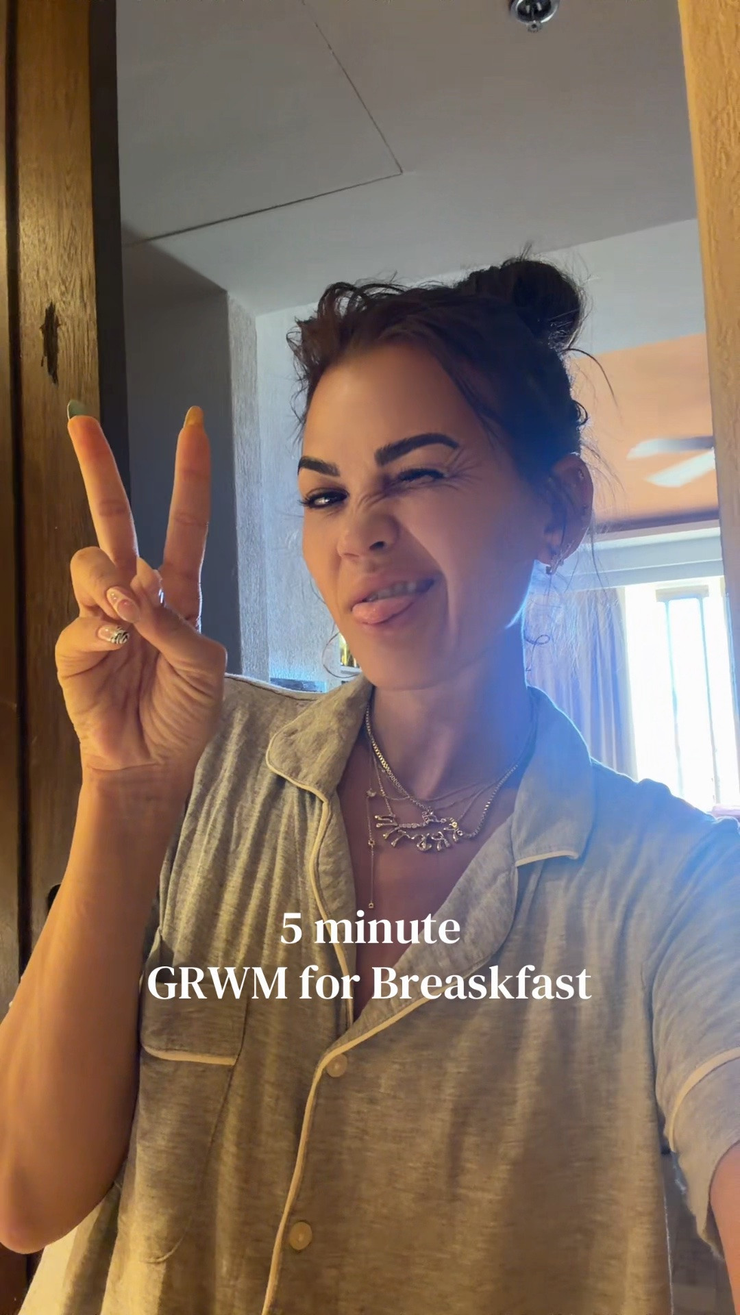 GRWM in 5 minutes for breakfast and the pool 
-
Pixi Beauty Clarity Spray 
Clarins Total Eye Lift
Rhode Glazing Milk
Kosas Bronzer 
Chris McMillan Dry Texture Spray

#LTKgrwm #LTKmorningroutine #LTKBeauty