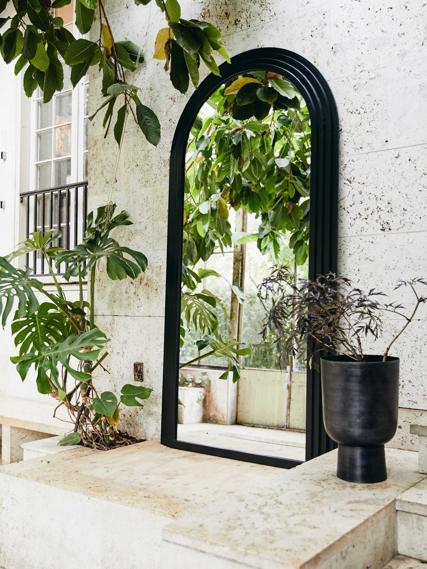 Leaning mirror Falco | Westwing EU