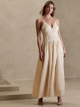 Jacqui Pleated Maxi Dress | Banana Republic (US)