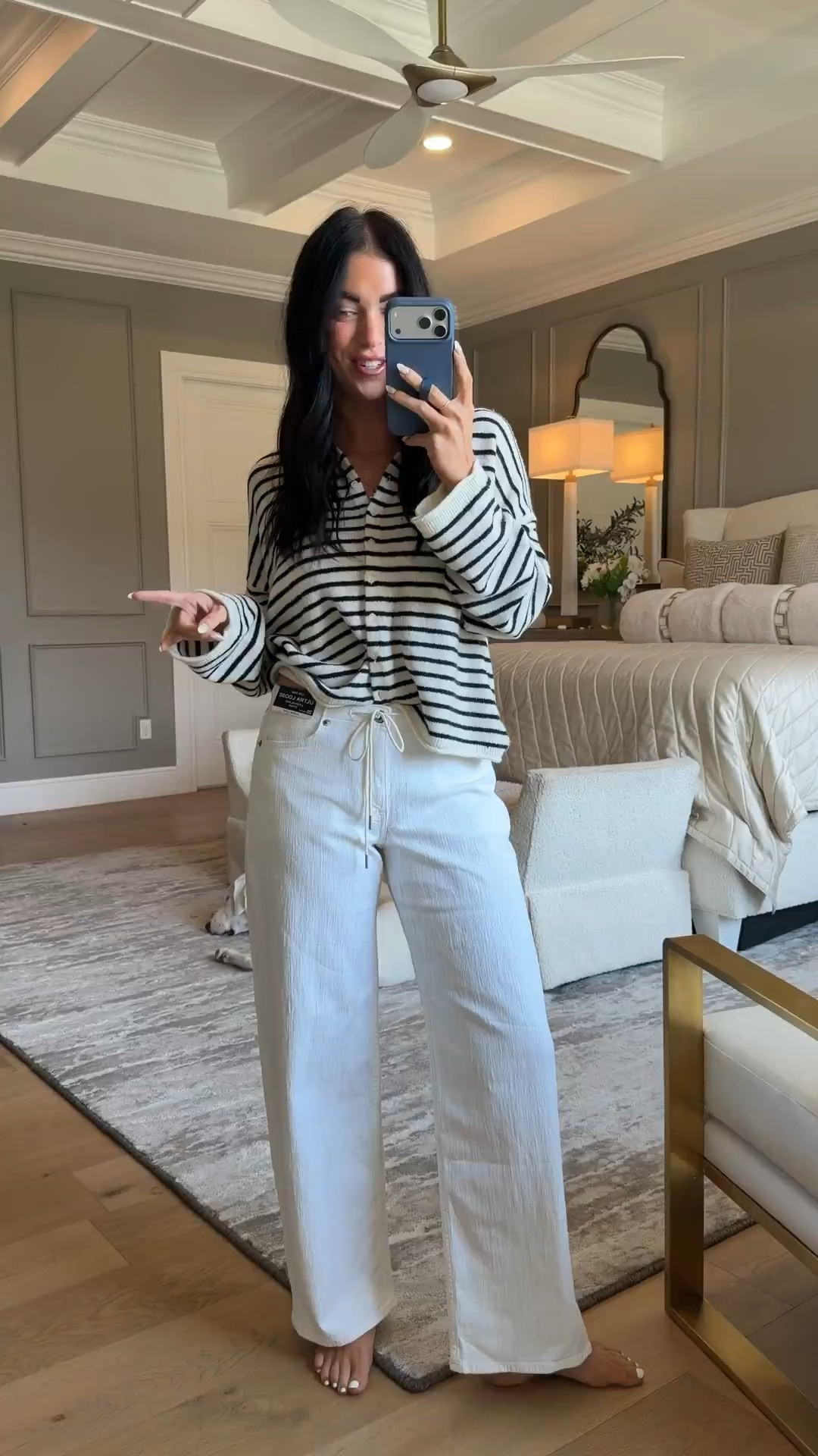 Love the drawstrings on this one!

Sale alert, denim, Abercrombie, jeans, prefall fashion, casual outfits, Katy roach, livingmybeststyle

#LTKootd #LTKSaleAlert