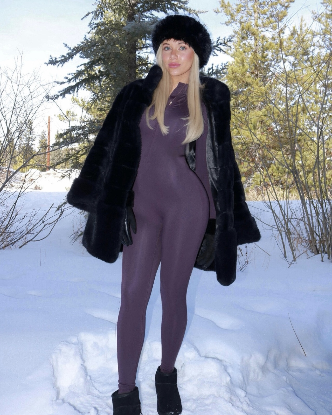 Plum winter outfit details ❄️💜

#LTKSeasonal #LTKTravel #LTKSpringSale