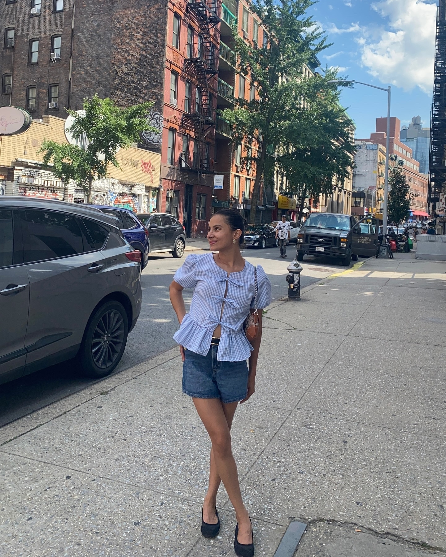 Summer in the city 🍋🫐✨

#nycstyle #nycoutfit #summerfashion #summeroutfit #casualstyle #fashiongirly #miamicontentcreator #miamifashionblogger