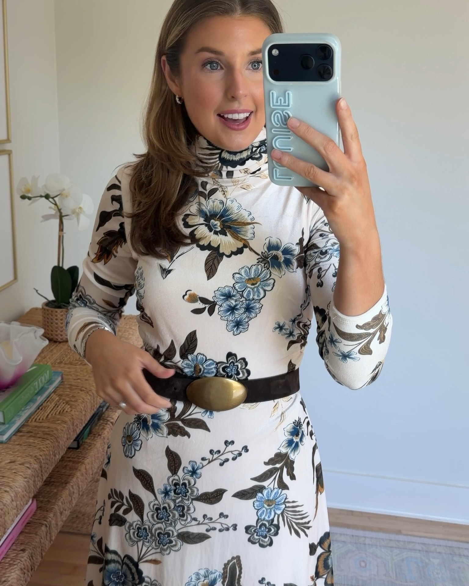 Fall outfit idea! Wearing a 2