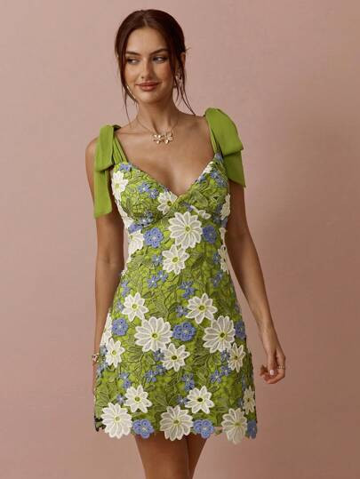 Enchnt Frühlings-/Sommer-Romantisches, elegantes Damen-Minikleid mit grüner Blumenstickerei und... | SHEIN