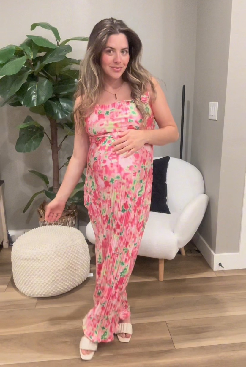 Bump friendly dress! 
One of my options for my baby shower 

#babyshower
#babysprinkle
#bumpfriendly 

#LTKWedding #LTKFindsUnder50 #LTKBump